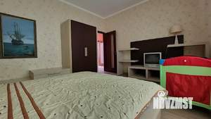 Дом 200м², 3-этажный, посуточно, 