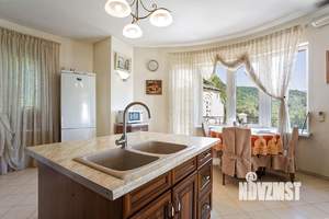 Дом 400м², 3-этажный, посуточно, 