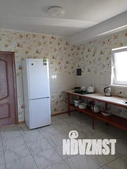 Дом 70м&sup2;, 3-этажный, посуточно, 