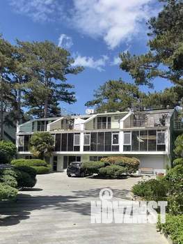 Дом 200м&sup2;, 3-этажный, посуточно, 