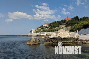 Дом 200м&sup2;, 3-этажный, посуточно, 