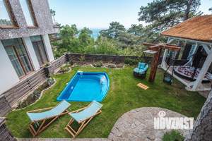 Дом 350м&sup2;, 3-этажный, посуточно, 