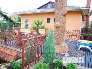 Дом 500м&sup2;, 2-этажный, посуточно, 