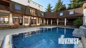 Дом 200м&sup2;, 2-этажный, посуточно, 