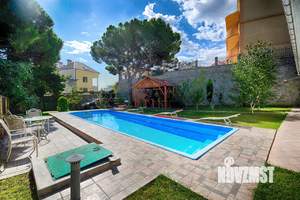 Дом 100м&sup2;, 1-этажный, посуточно, 