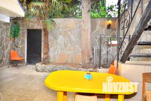 Дом 68м&sup2;, 2-этажный, посуточно, 