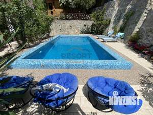 Дом 210м&sup2;, 2-этажный, посуточно, 