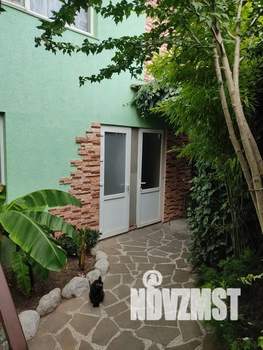 Дом 50м&sup2;, 2-этажный, посуточно, 