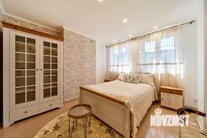 Дом 180м&sup2;, 3-этажный, посуточно, 