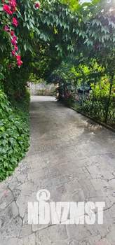 Дом 185м&sup2;, 3-этажный, посуточно, 