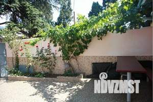 Дом 35м&sup2;, 2-этажный, посуточно, 