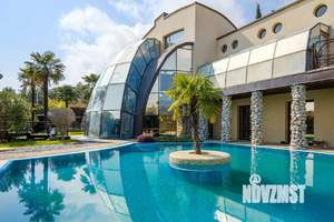 Дом 420м&sup2;, 3-этажный, посуточно, 