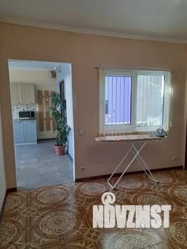 Дом 100м&sup2;, 3-этажный, посуточно, 