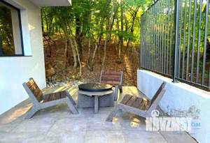 Дом 450м&sup2;, 3-этажный, посуточно, 