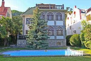 Дом 450м², 3-этажный, посуточно, 