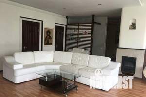 Дом 220м², 2-этажный, посуточно, 