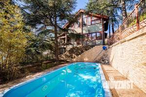 Дом 250м², 2-этажный, посуточно, 