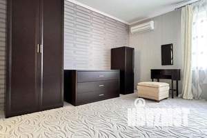 Дом 400м&sup2;, 4-этажный, посуточно, 