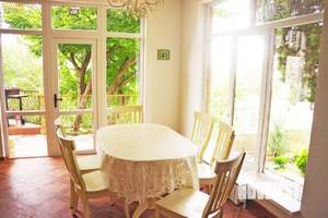 Дом 184м&sup2;, 2-этажный, посуточно, 