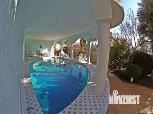 Дом 230м&sup2;, 4-этажный, посуточно, 