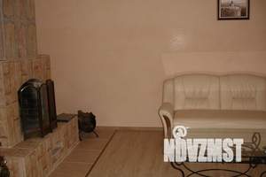 Дом 202м&sup2;, 2-этажный, посуточно, 