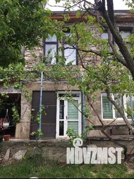 Дом 150м&sup2;, 2-этажный, посуточно, 