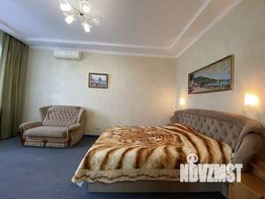 Дом 55м², 3-этажный, посуточно, 