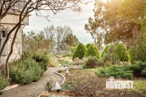 Дом 585м², 2-этажный, посуточно, 