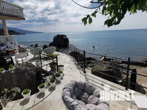 Дом 50м&sup2;, 3-этажный, посуточно, 