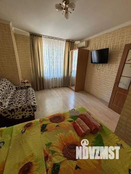 Дом 42м&sup2;, 2-этажный, посуточно, 