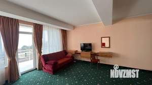 Дом 400м&sup2;, 4-этажный, посуточно, 