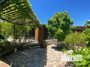 Дом 220м&sup2;, 2-этажный, посуточно, 