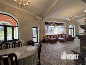 Дом 300м&sup2;, 3-этажный, посуточно, 