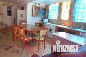 Дом 200м², 3-этажный, посуточно, 