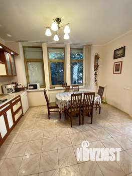 Дом 350м², 3-этажный, посуточно, 