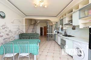 Дом 190м², 4-этажный, посуточно, 