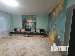 Дом 350м&sup2;, 3-этажный, посуточно, 