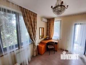 Дом 240м&sup2;, 3-этажный, посуточно, 