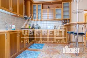 Дом 280м², 2-этажный, посуточно, 
