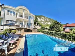 Дом 360м², 3-этажный, посуточно, 