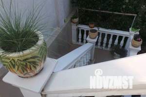 Дом 60м&sup2;, 2-этажный, посуточно, 