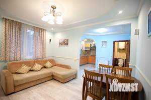 Дом 80м&sup2;, 2-этажный, посуточно, 