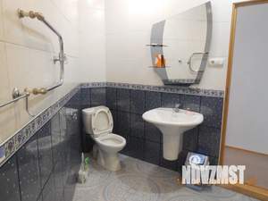 Дом 200м&sup2;, 3-этажный, посуточно, 