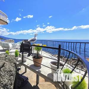 Дом 50м&sup2;, 3-этажный, посуточно, 