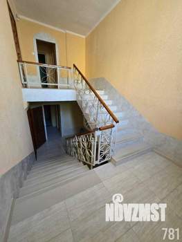 Дом 238м&sup2;, 3-этажный, на длительный срок, 