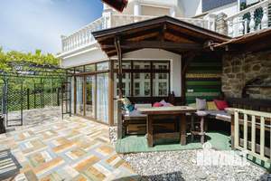 Дом 345м², 4-этажный, на длительный срок, 