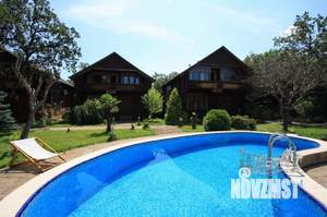 Дом 180м&sup2;, 2-этажный, посуточно, 