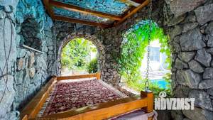 Дом 350м&sup2;, 3-этажный, посуточно, 