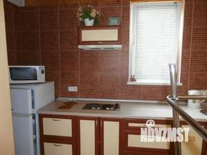 Дом 28м&sup2;, 3-этажный, посуточно, 