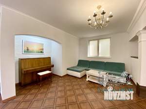 Дом 146м², 2-этажный, посуточно, 